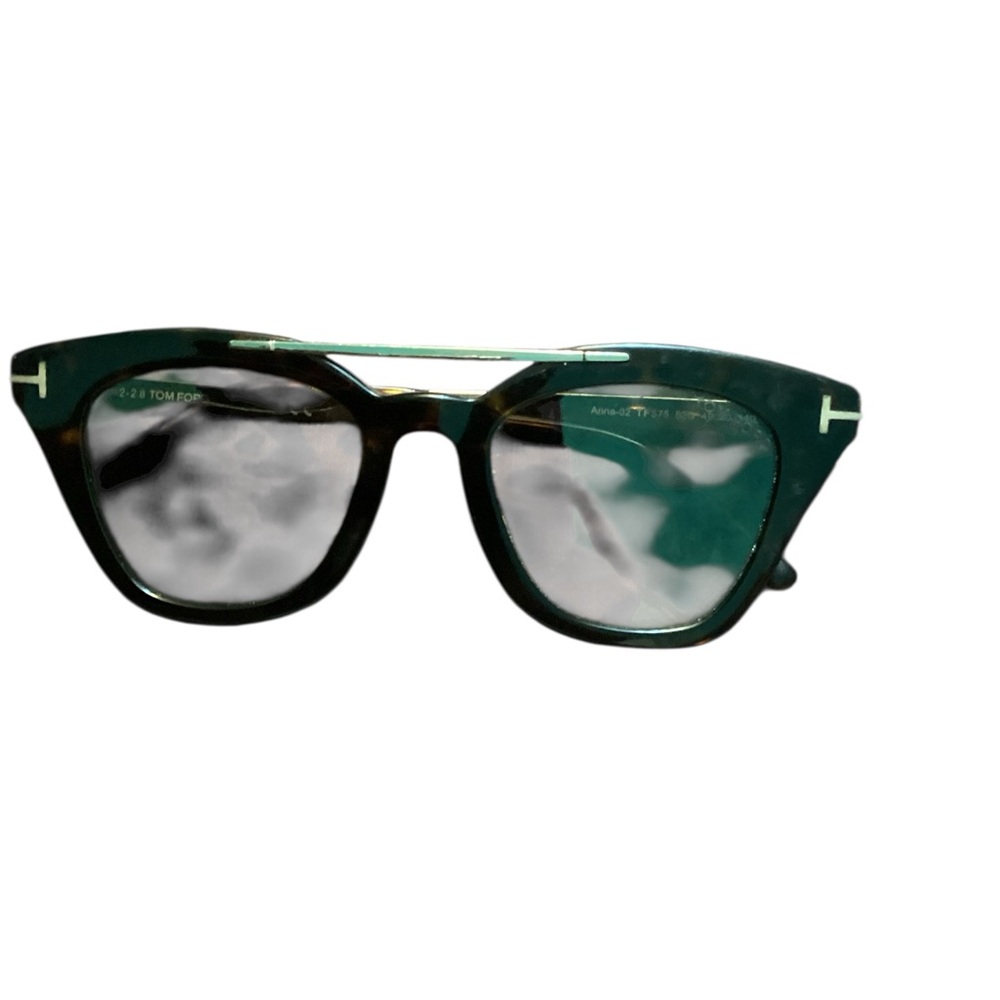 TOM FORD
Anna Cat Eye Sunglasses - Picture 2 of 6